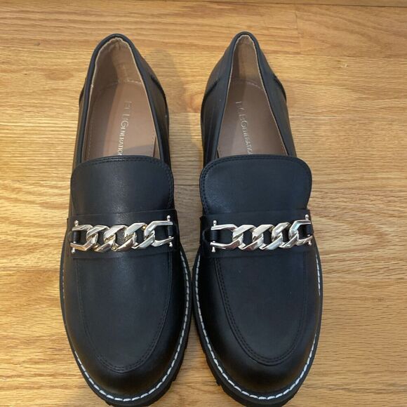 BCBG Generation Tinaa Chunky Lug Sole Slip On Loafer Size 8.5 - Picture 2 of 9